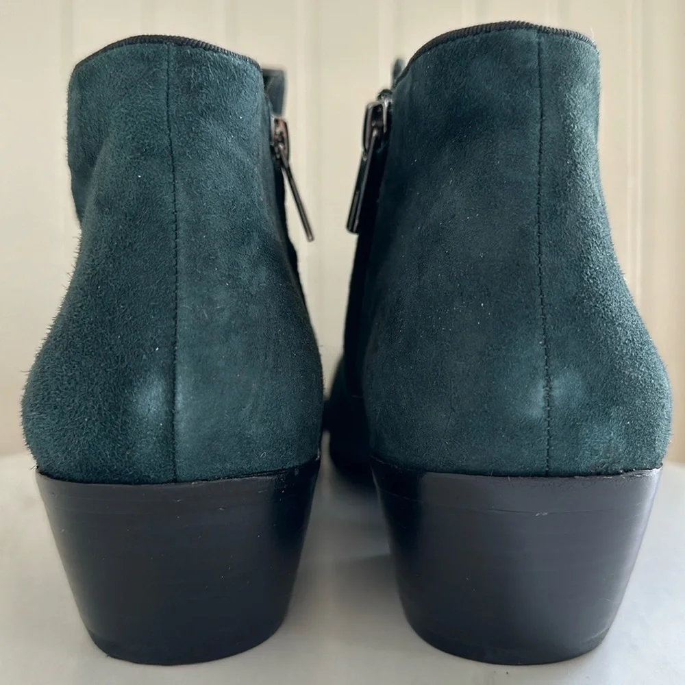 Sam Edelman Petty Ankle Boot in Everest Suede